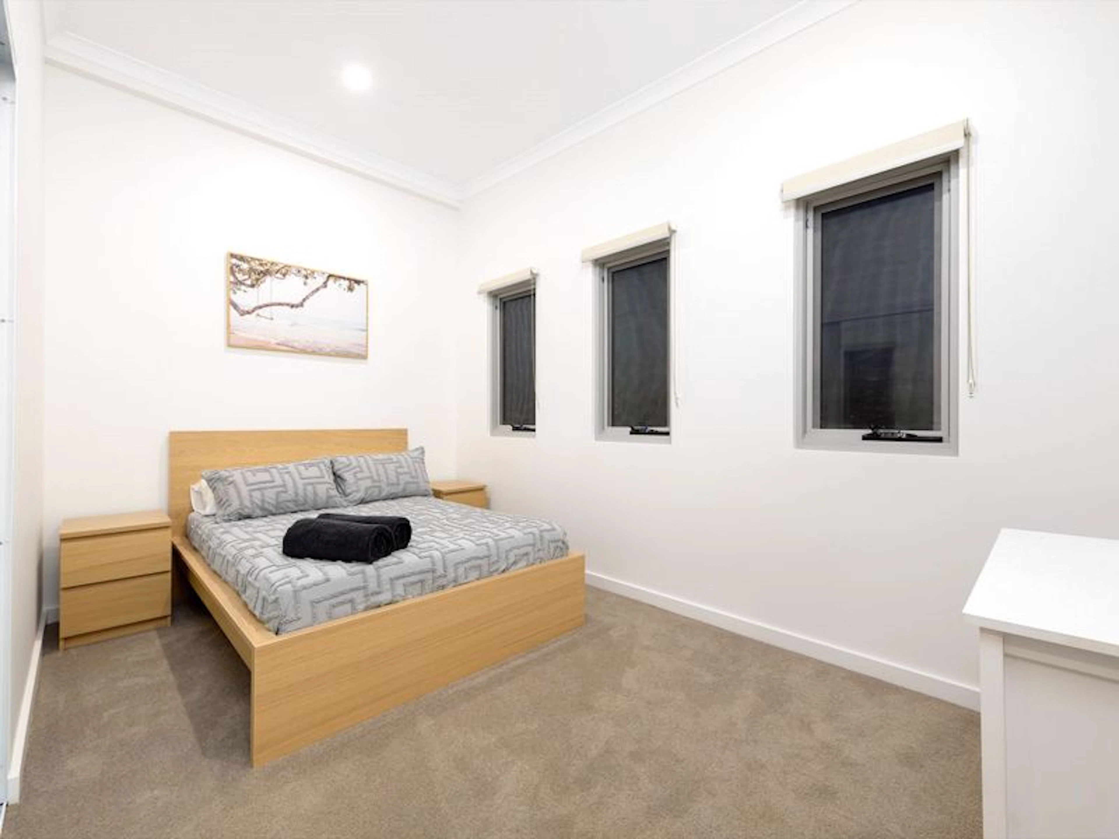 22 Cooyou Close - Image 2