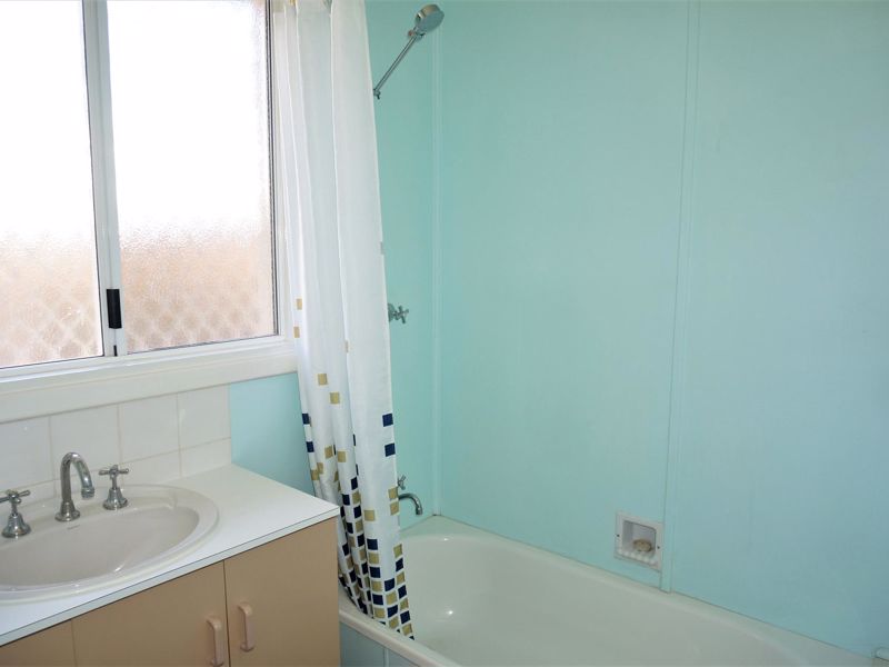 5 Learmonth Street - Image 2