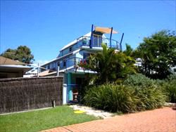 A La Mer - Franche Brise — Byron Bay, NSW