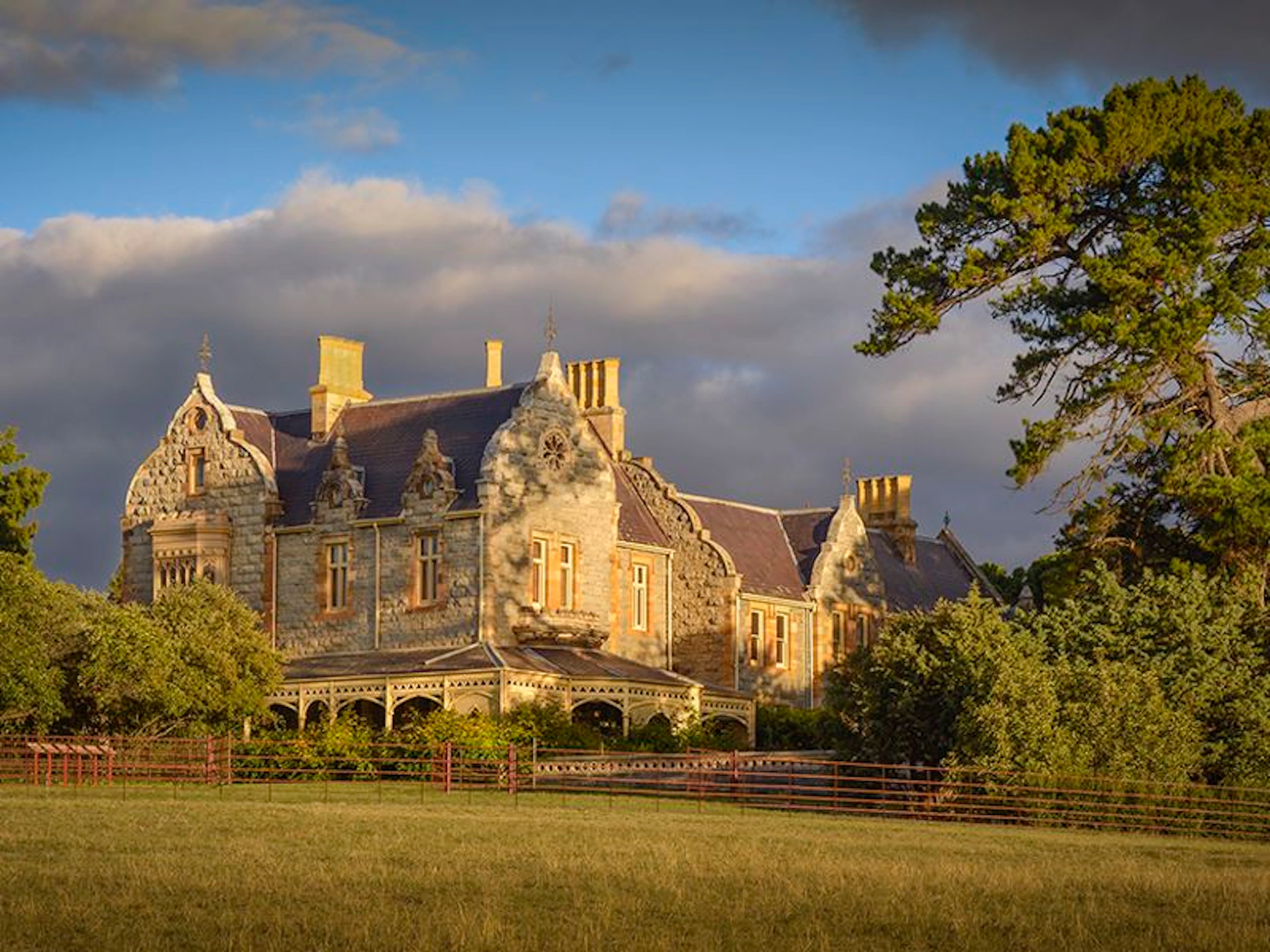 Abercrombie House - Main image