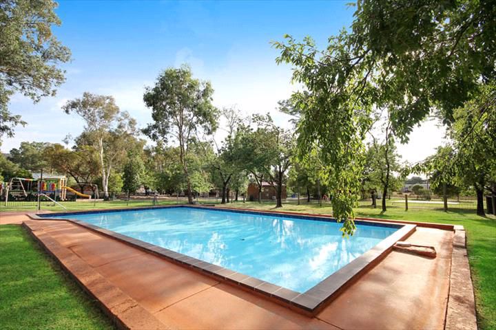 Albury Gardens Caravan Park - Image 2