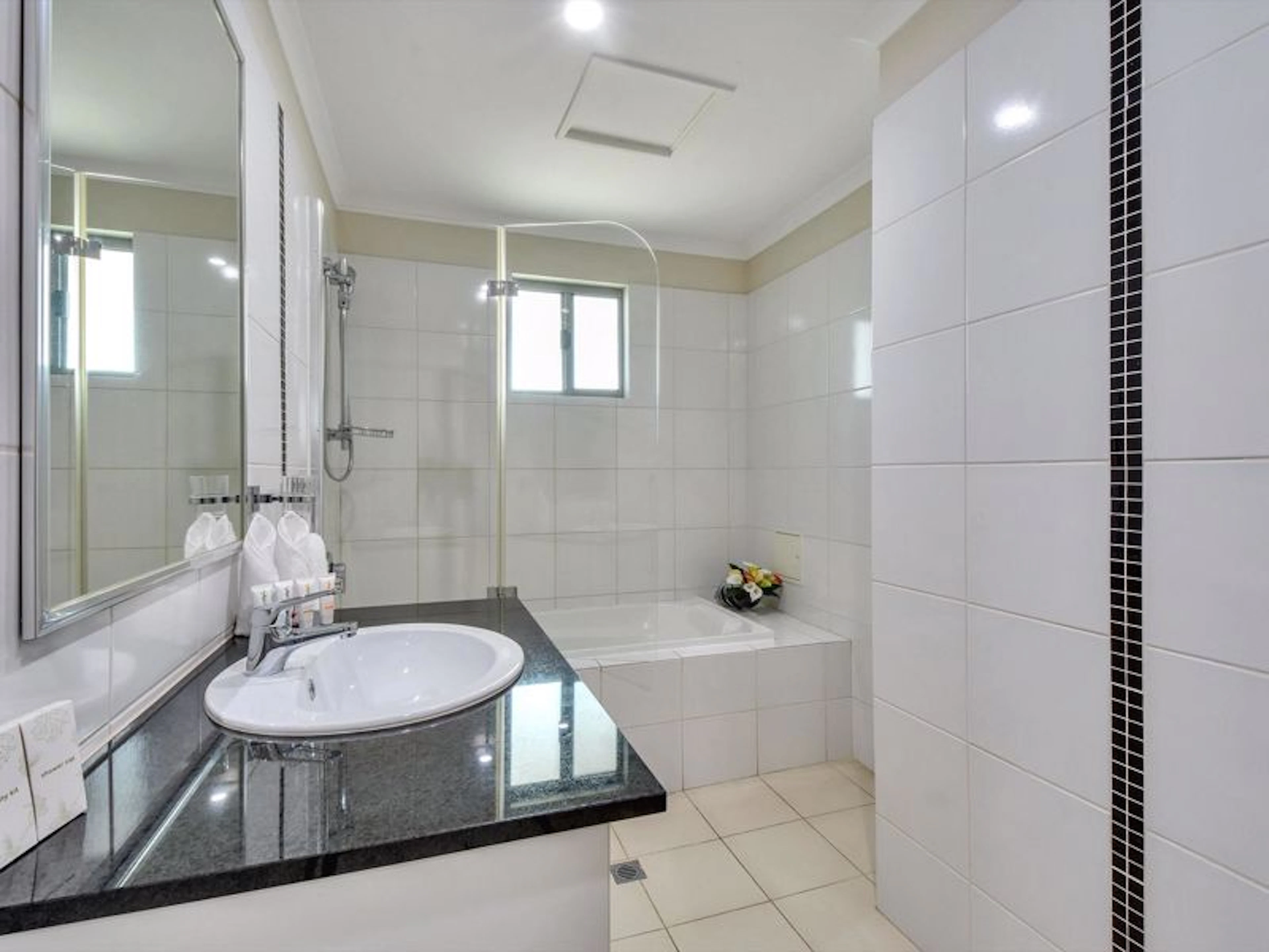 Argus Apartments Darwin - Image 5