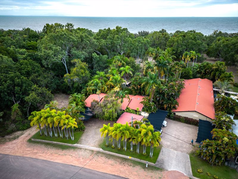 Balgal Beach Units - Image 5