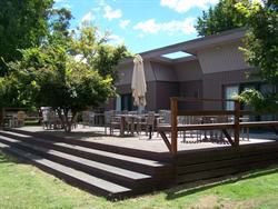 Buffalo Motel and Country Retreat - Image 4