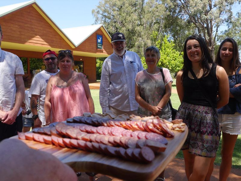 Cheers Winery & Scenic Tours - Image 2