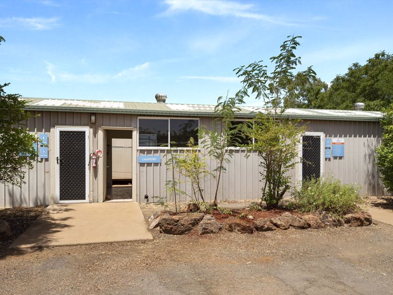 Cloncurry Caravan Park Oasis - Image 4