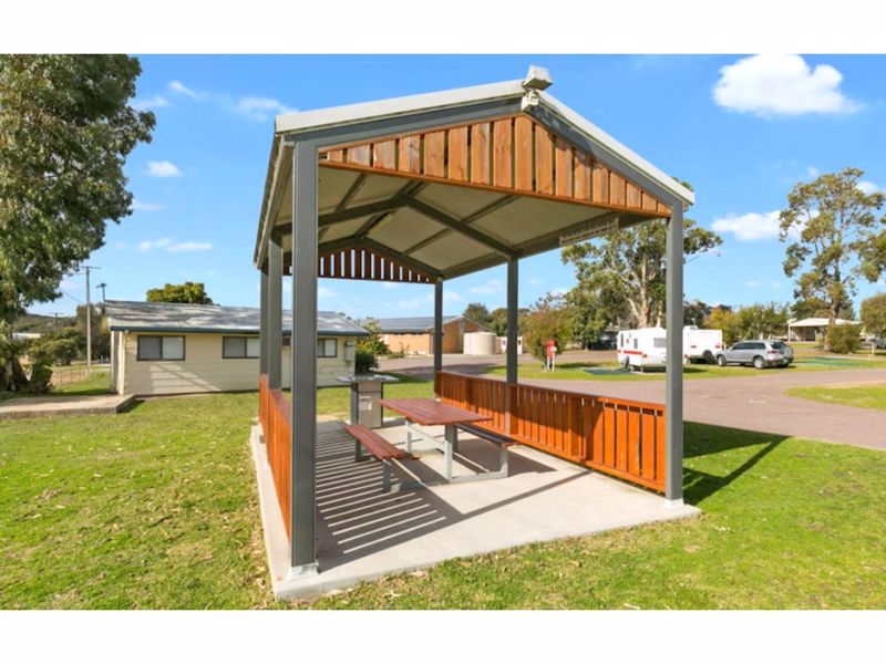 Coffin Bay Caravan Park - Image 3
