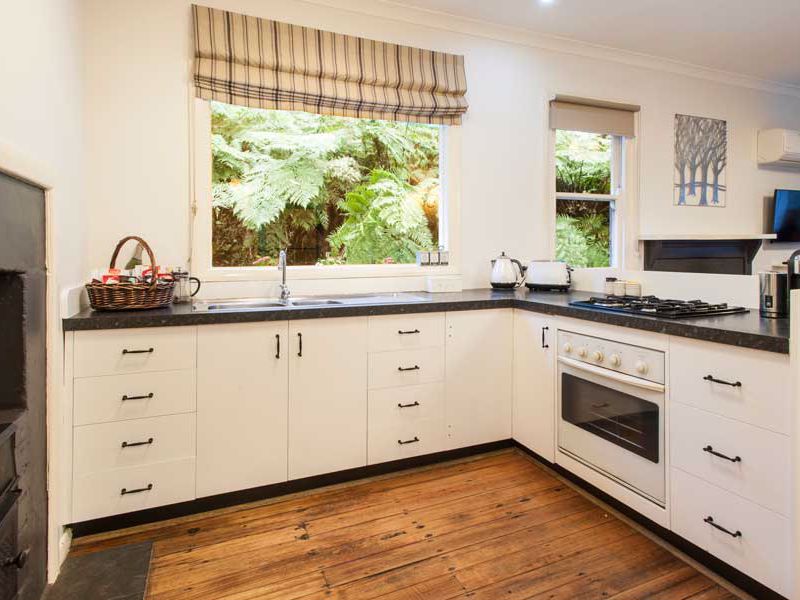 Cottage In The Forest - Image 5