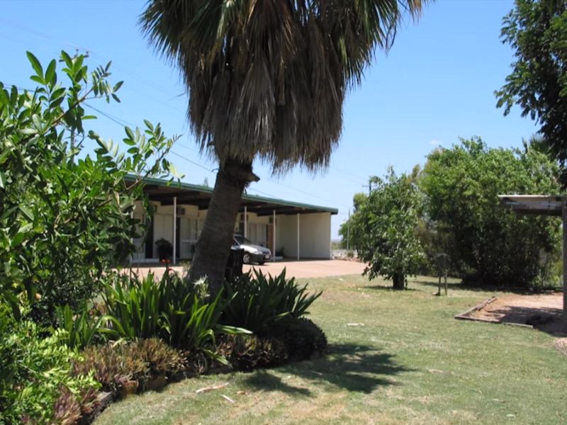 Discovery Parks - Blackwater Central Motel - Image 4