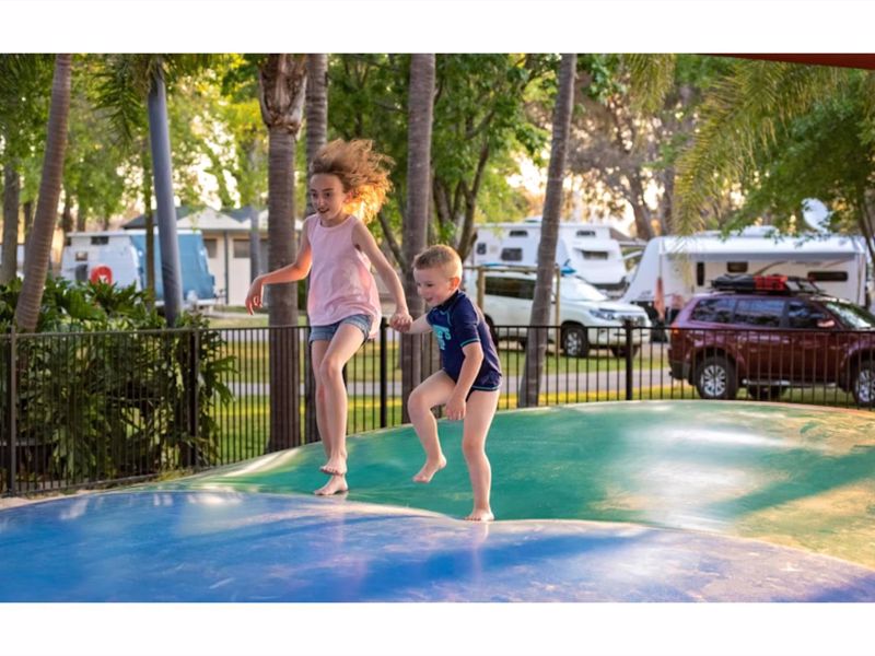 Discovery Parks Lake Hume Victoria - Image 5