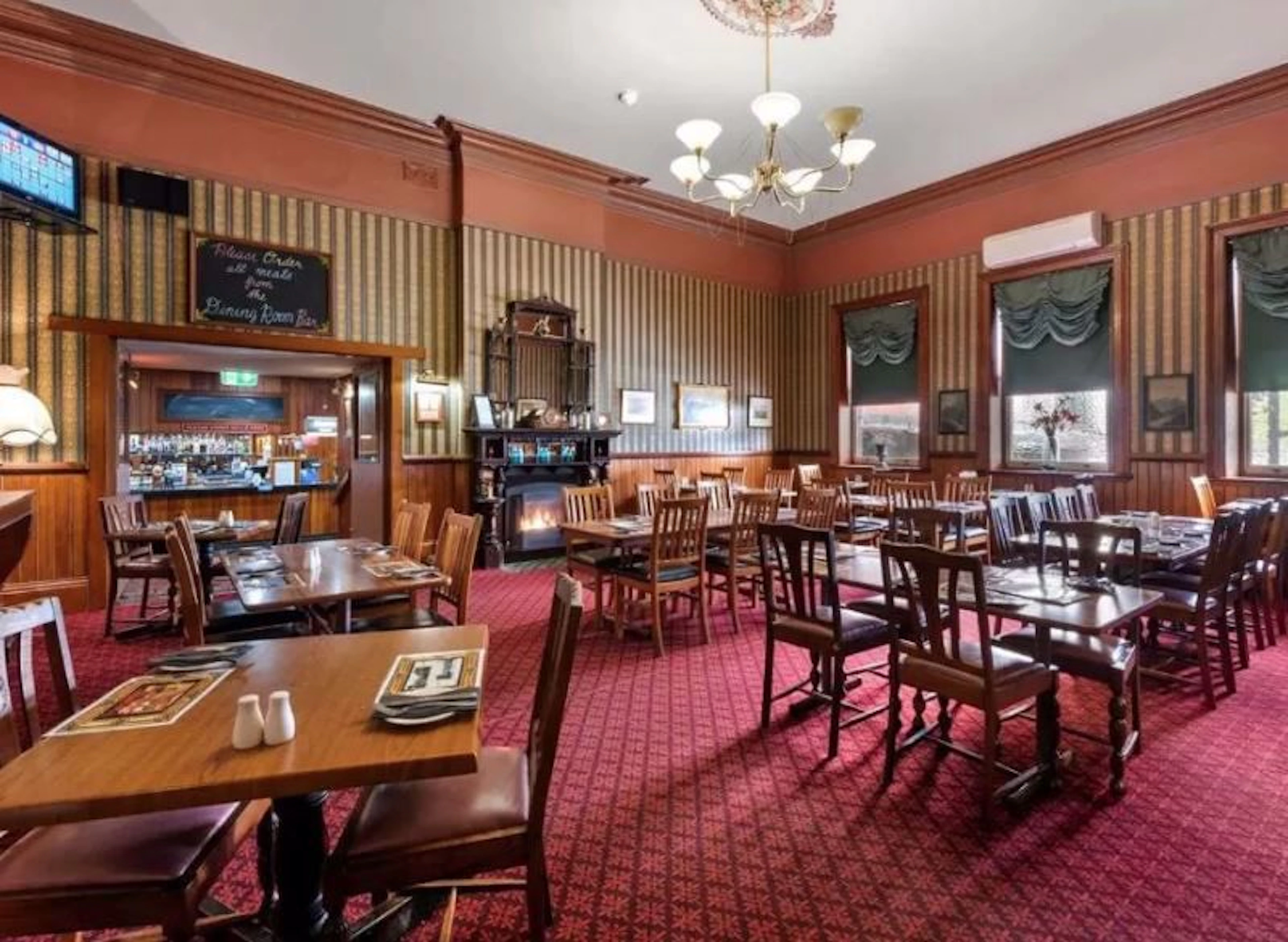 Empire Hotel - Queenstown - Image 5