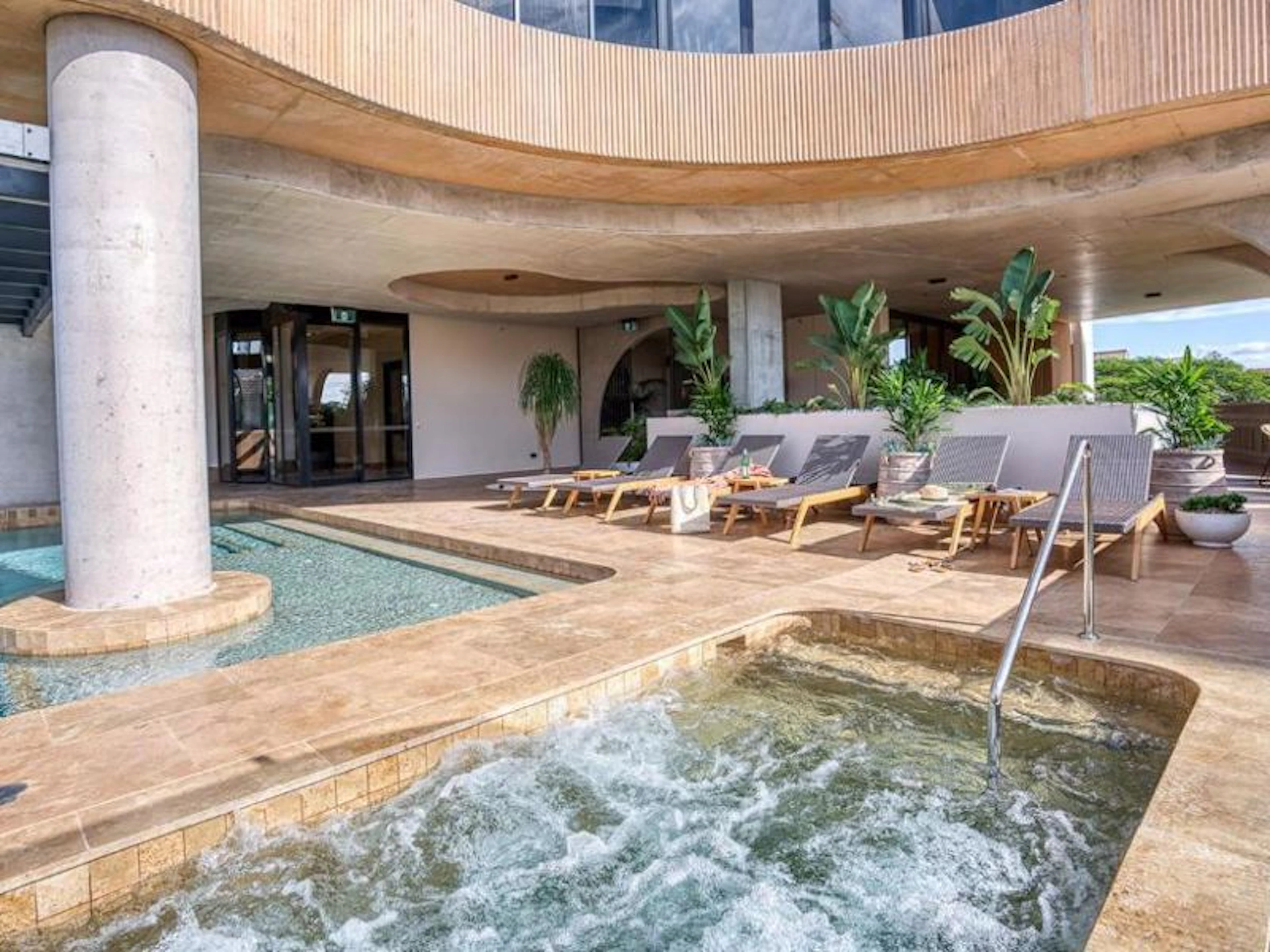 Encore Broadbeach - Image 5