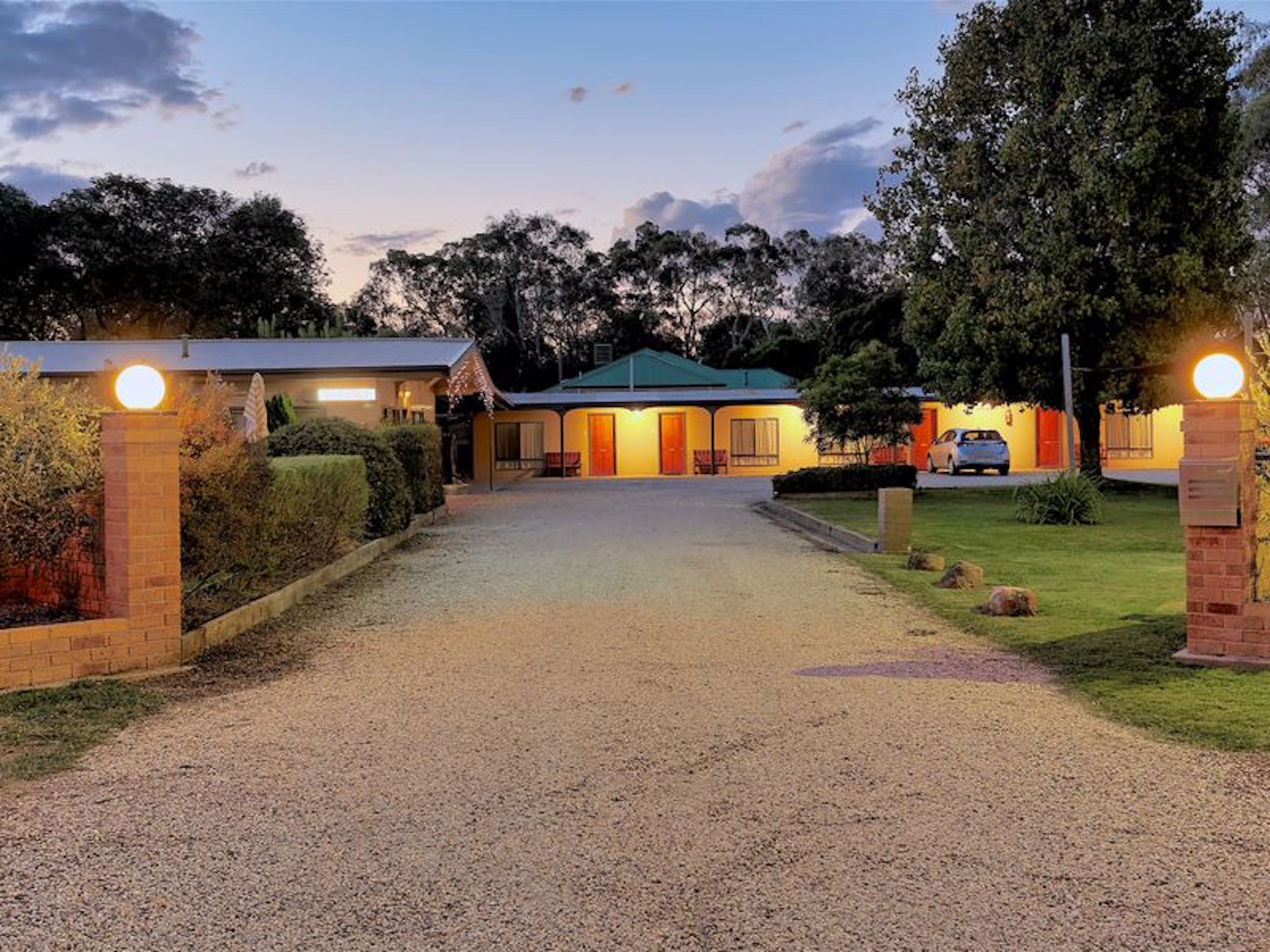 Euroa Motor Inn - Image 2