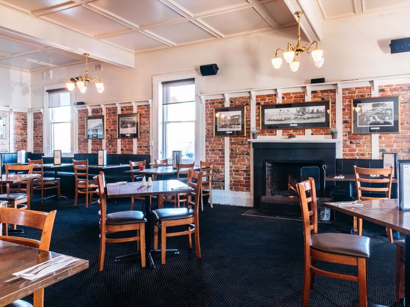 Family Hotel Bathurst - Image 4