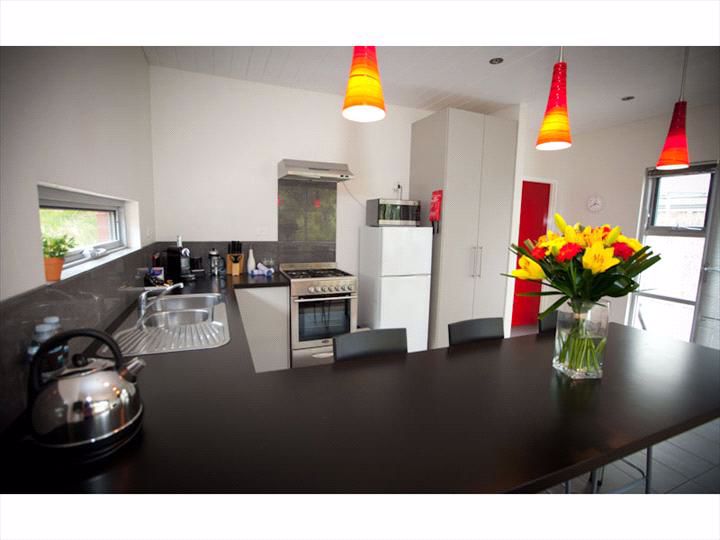 Hanover Bay Apartments - Image 2