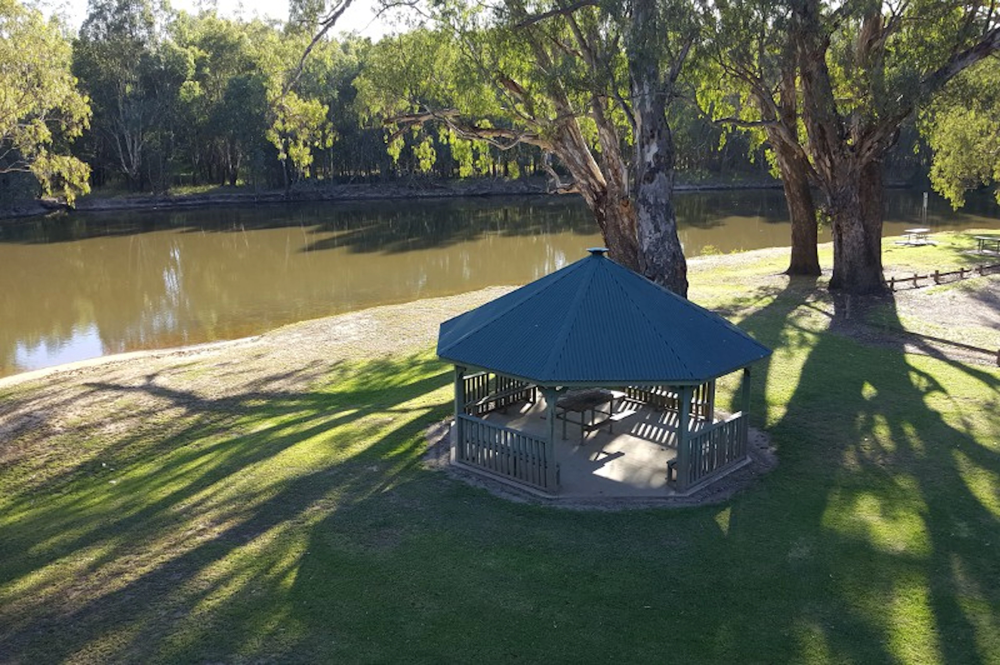 Howlong Lions Park Rest Area - Image 3