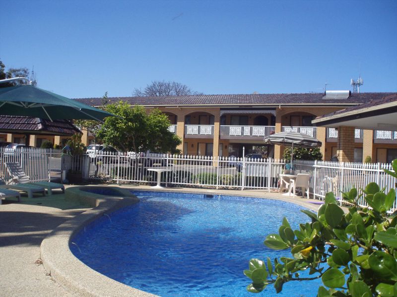 Lakeview Motel - Image 2