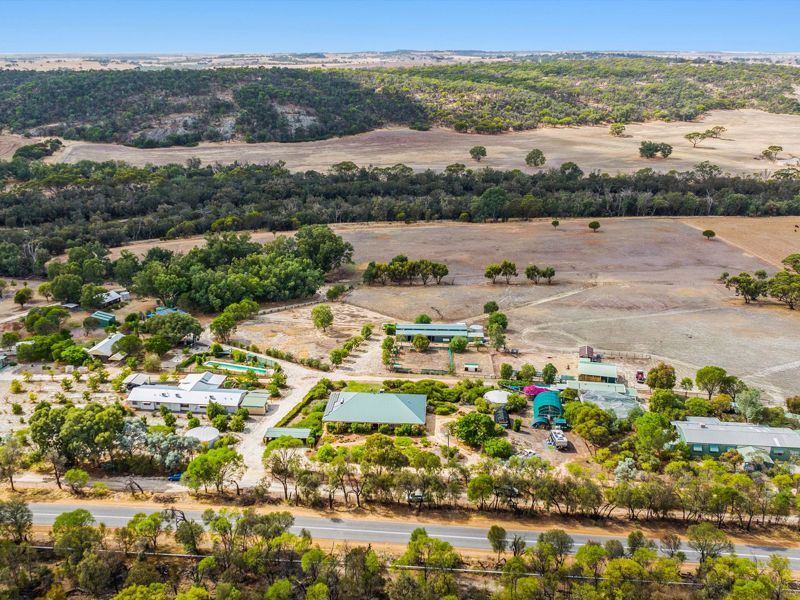 Lavendale Country Retreat - Image 2