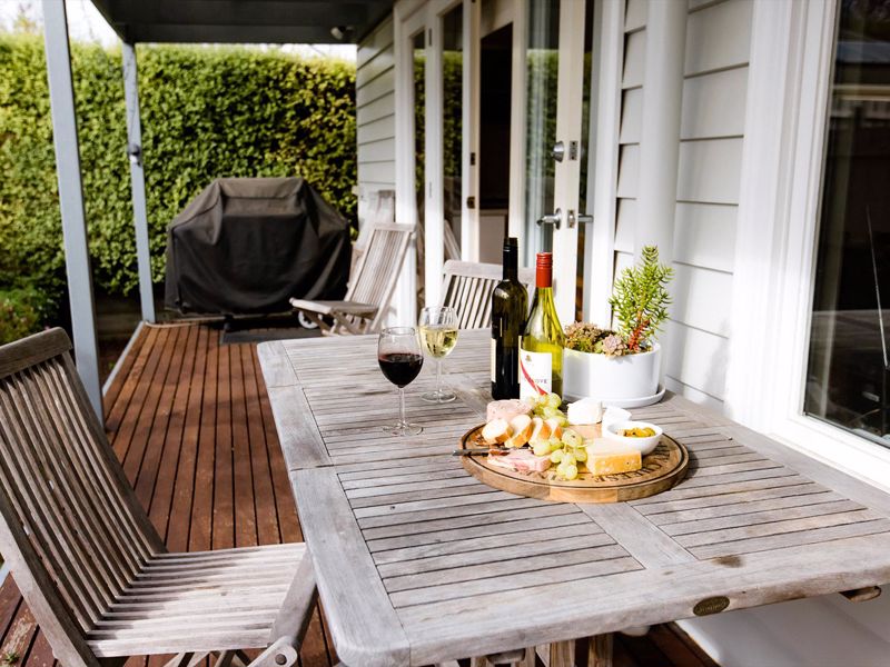 Lonsdale Palms - Image 4