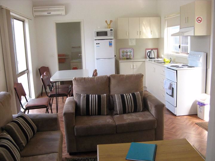 Lookout Holiday Units - Image 4