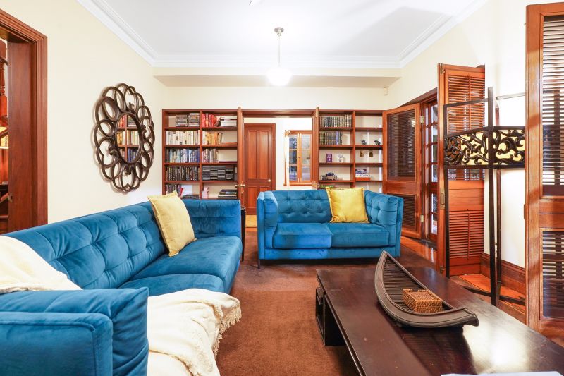 Mandalay Luxury Stay - Image 3