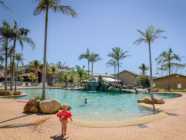 Merry Beach Caravan Resort - Image 3