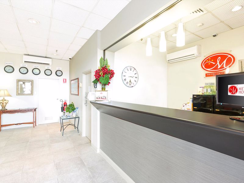 Metro Hotel Miranda - Image 2