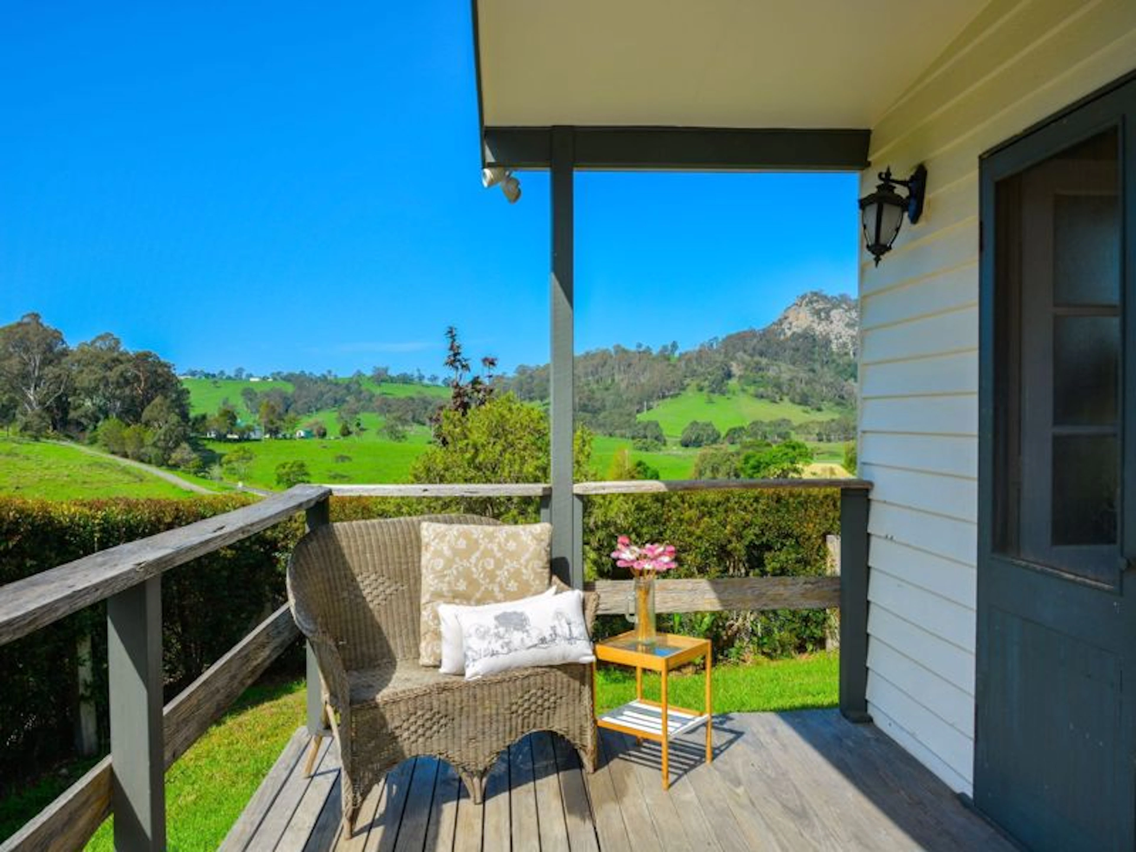 Mountain View Lake Holiday Park - Image 2