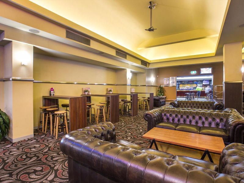 Nightcap at Caringbah Hotel - Image 3