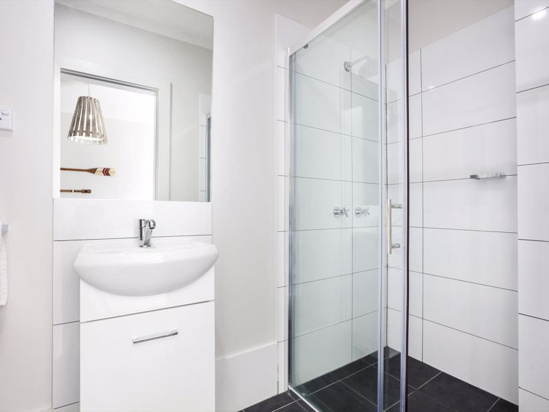 Nightcap at Caringbah Hotel - Image 5