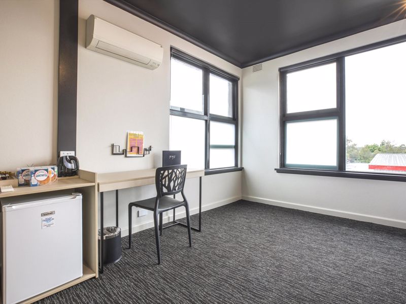 Nightcap at Chester Hill Hotel - Image 5