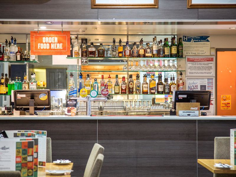 Nightcap at Federal Hotel Mt Gambier - Image 5