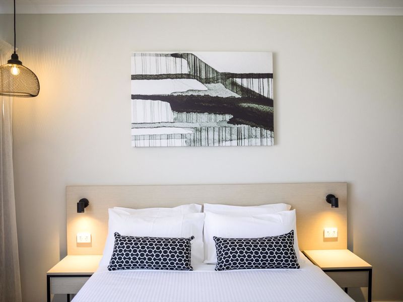 Nightcap at Finsbury Hotel - Image 5