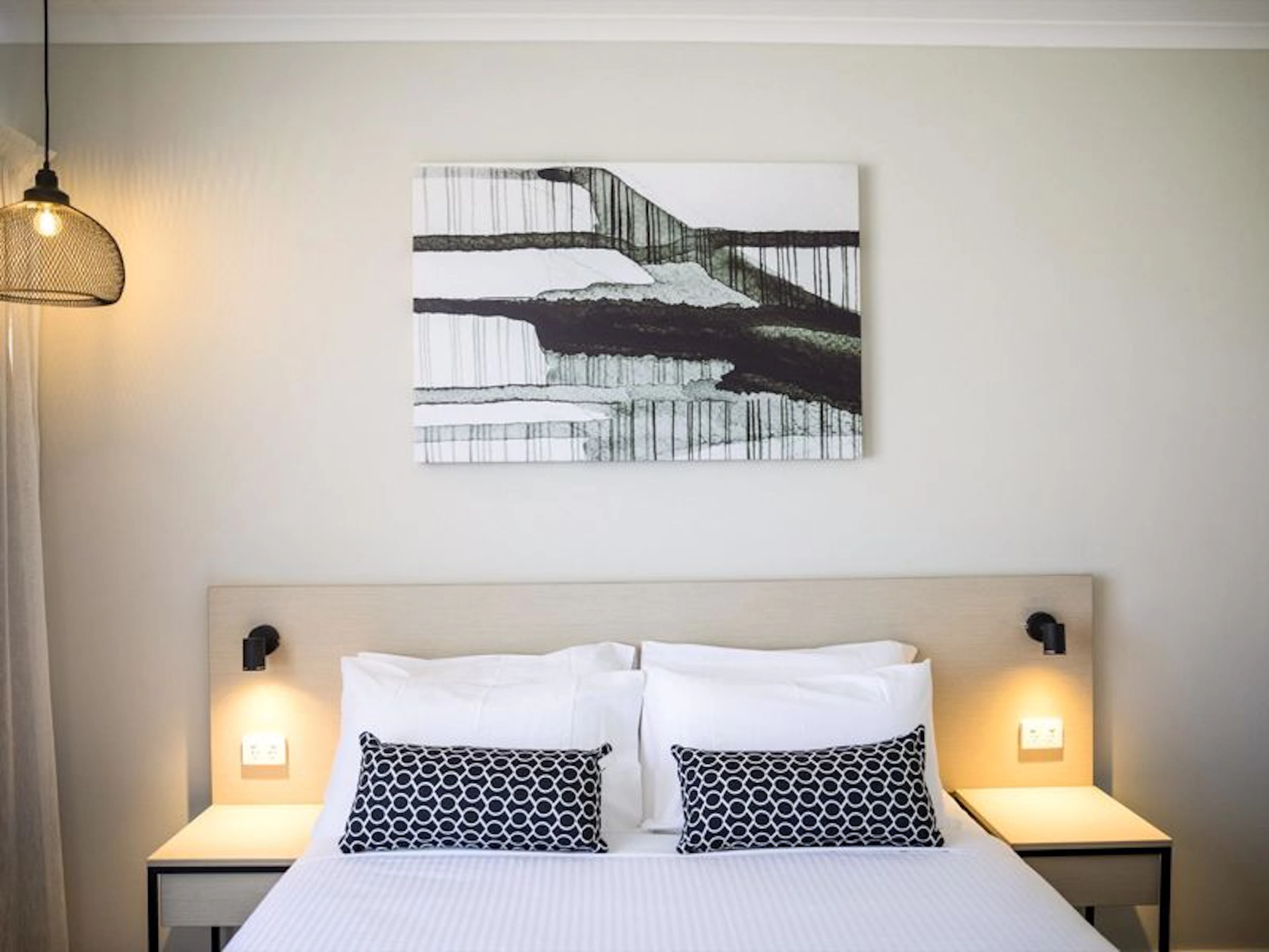 Nightcap at Finsbury Hotel - Image 5