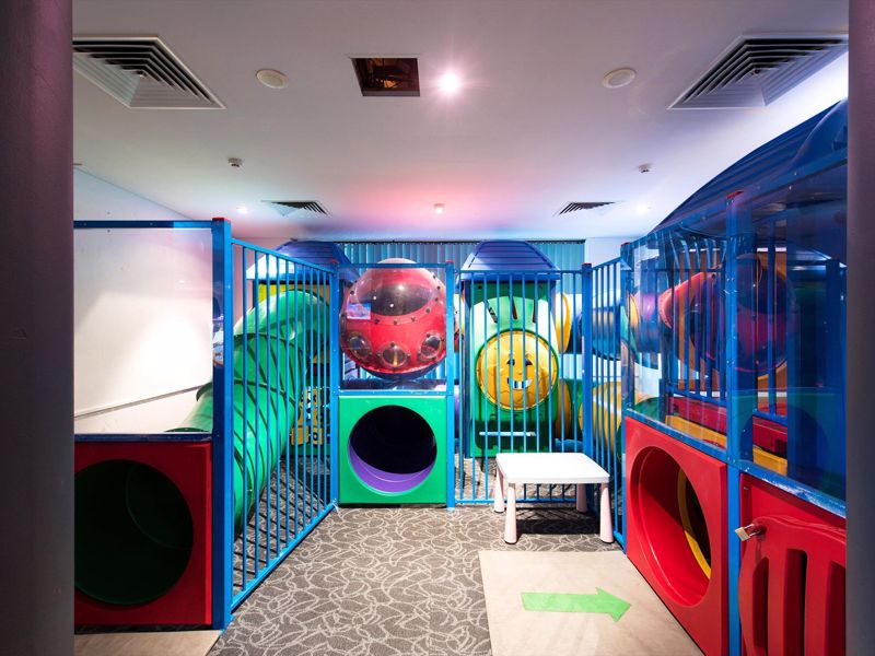 Nightcap at Rose & Crown Hotel - Image 3