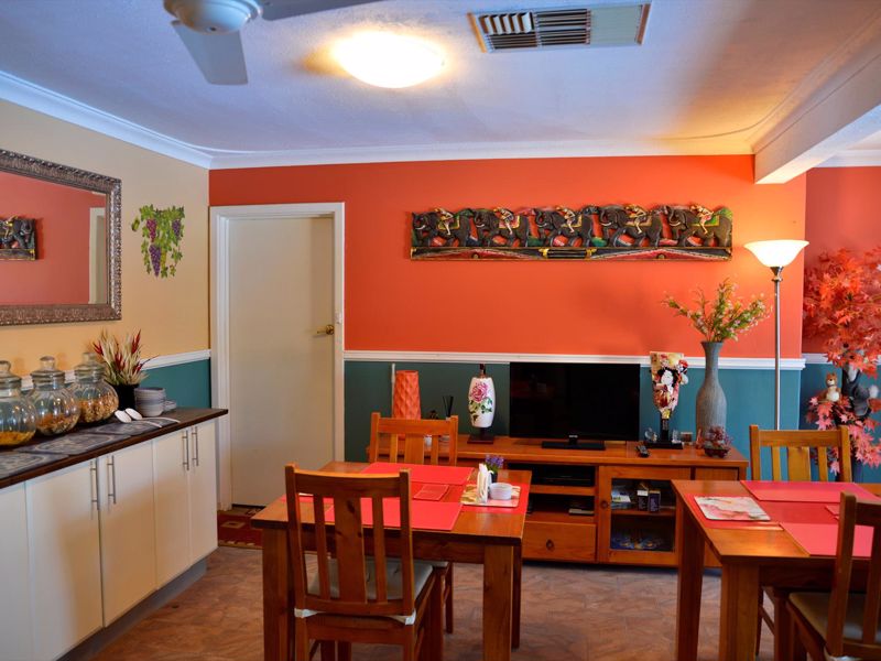 Palms Bed and Breakfast - Image 4