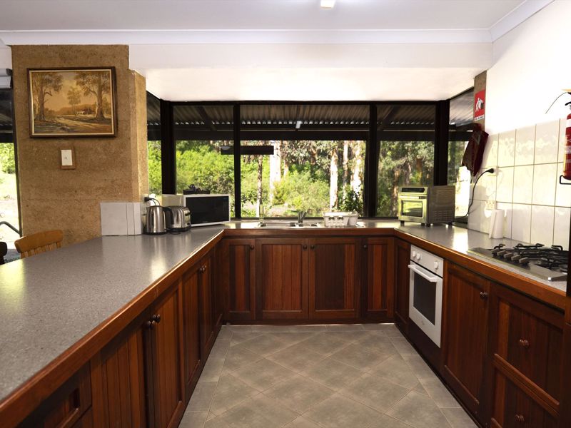 Pemberton Forest Cottages - Image 2