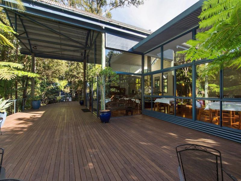 Pethers Rainforest Retreat - Image 2