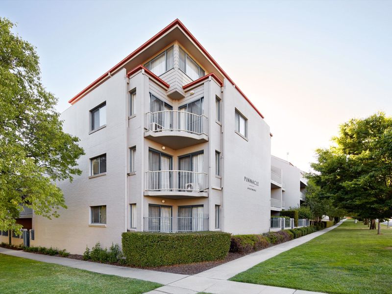 Pinnacle Apartments - Image 2