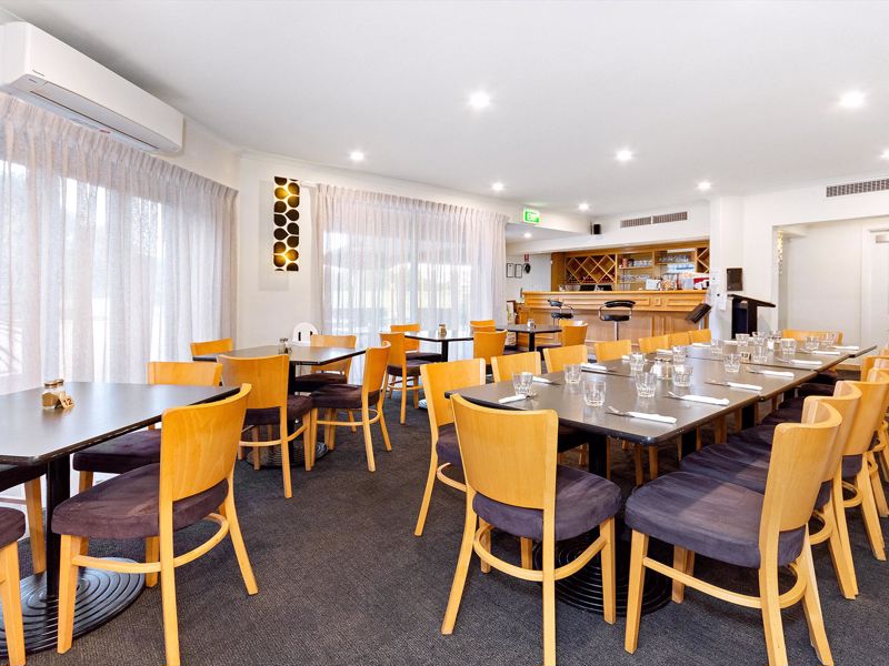 Quality Resort Sorrento Beach - Image 3