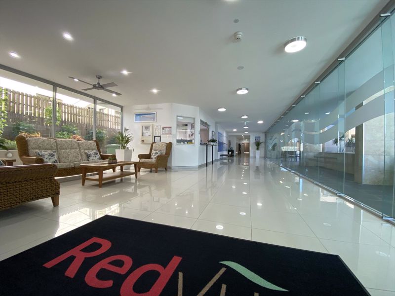Redvue Holiday Apartments - Image 3
