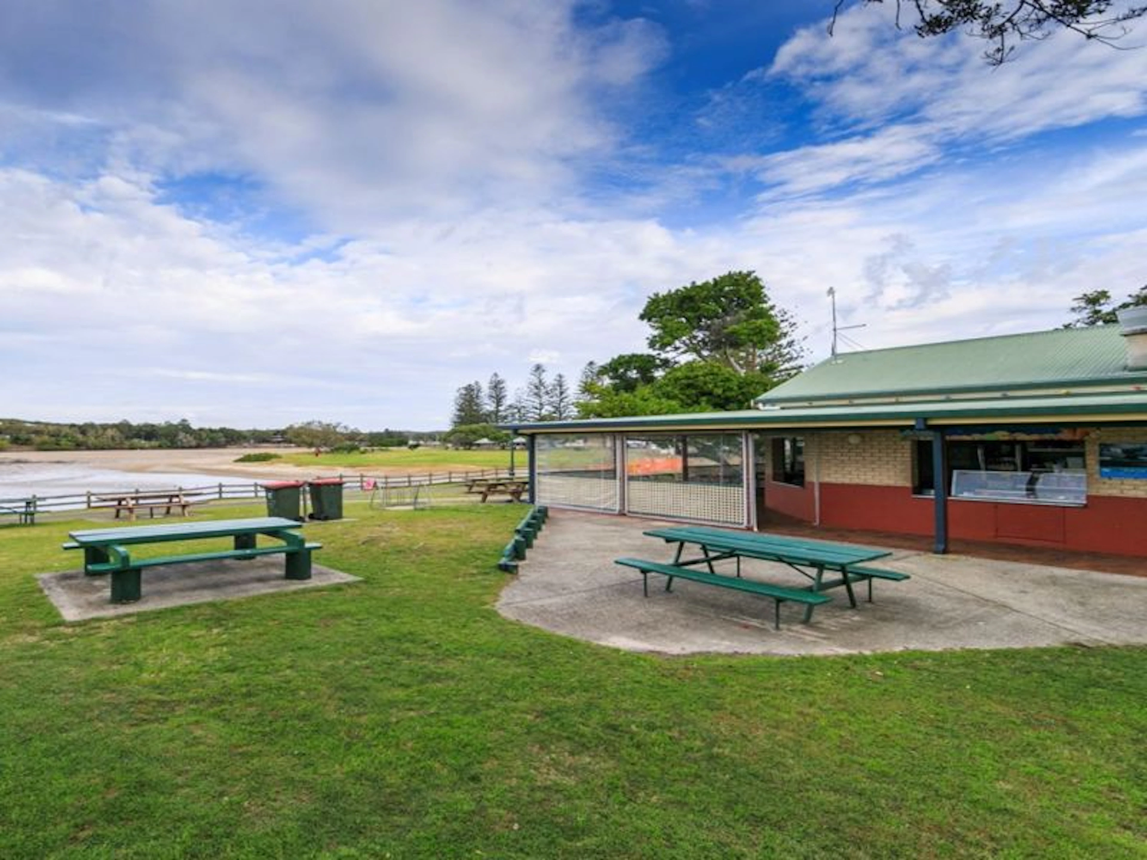 Reflections Evans Head - Image 2