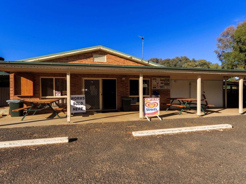 Reflections Grabine Lakeside - Image 2