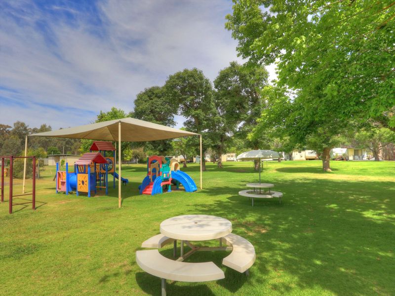 River Bend Caravan Park - Image 3