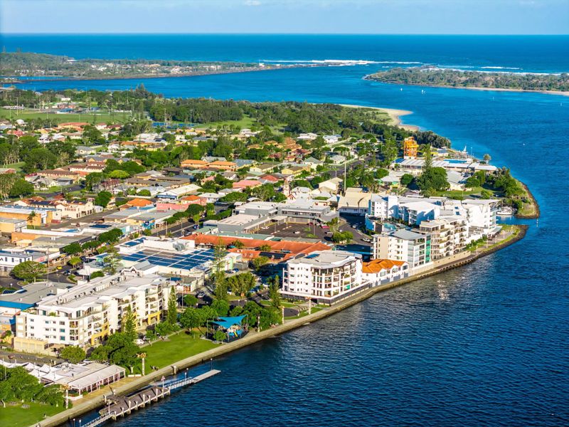 Riverside Holiday Apartments - Image 3