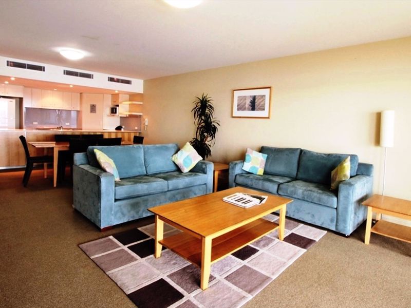 Riverside Holiday Apartments - Image 5