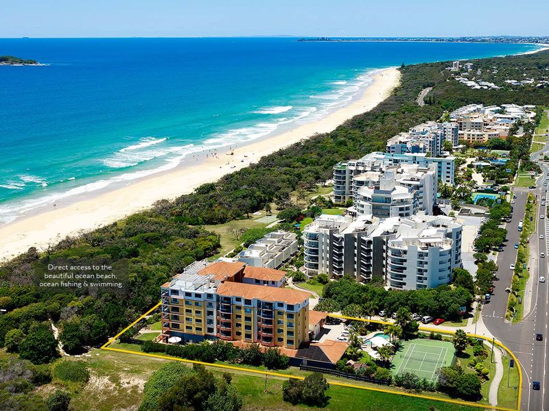 Salerno on the Beach - Image 3