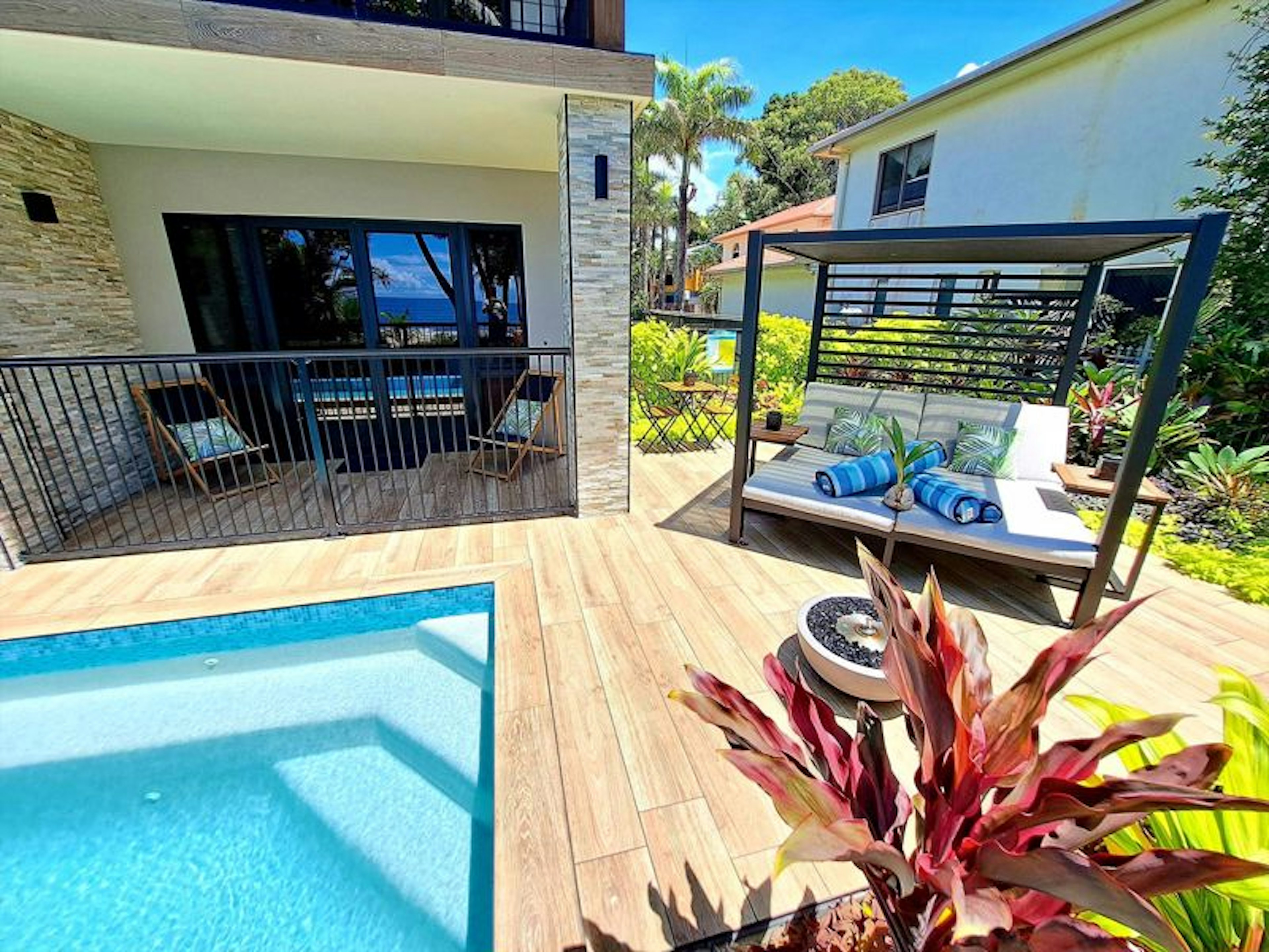 Seadreams Mission Beach - Image 5