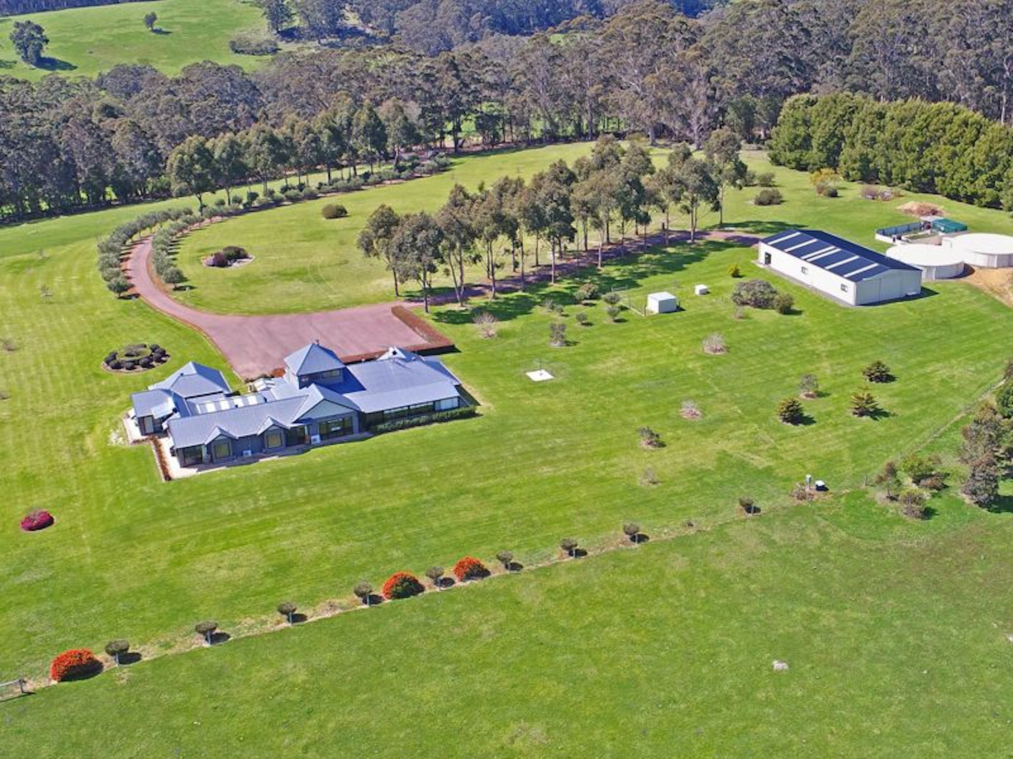 Sensational Heights Bed & Breakfast - Image 5