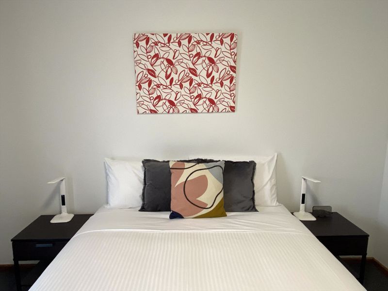 Sevens Avenue Guest House - Image 5